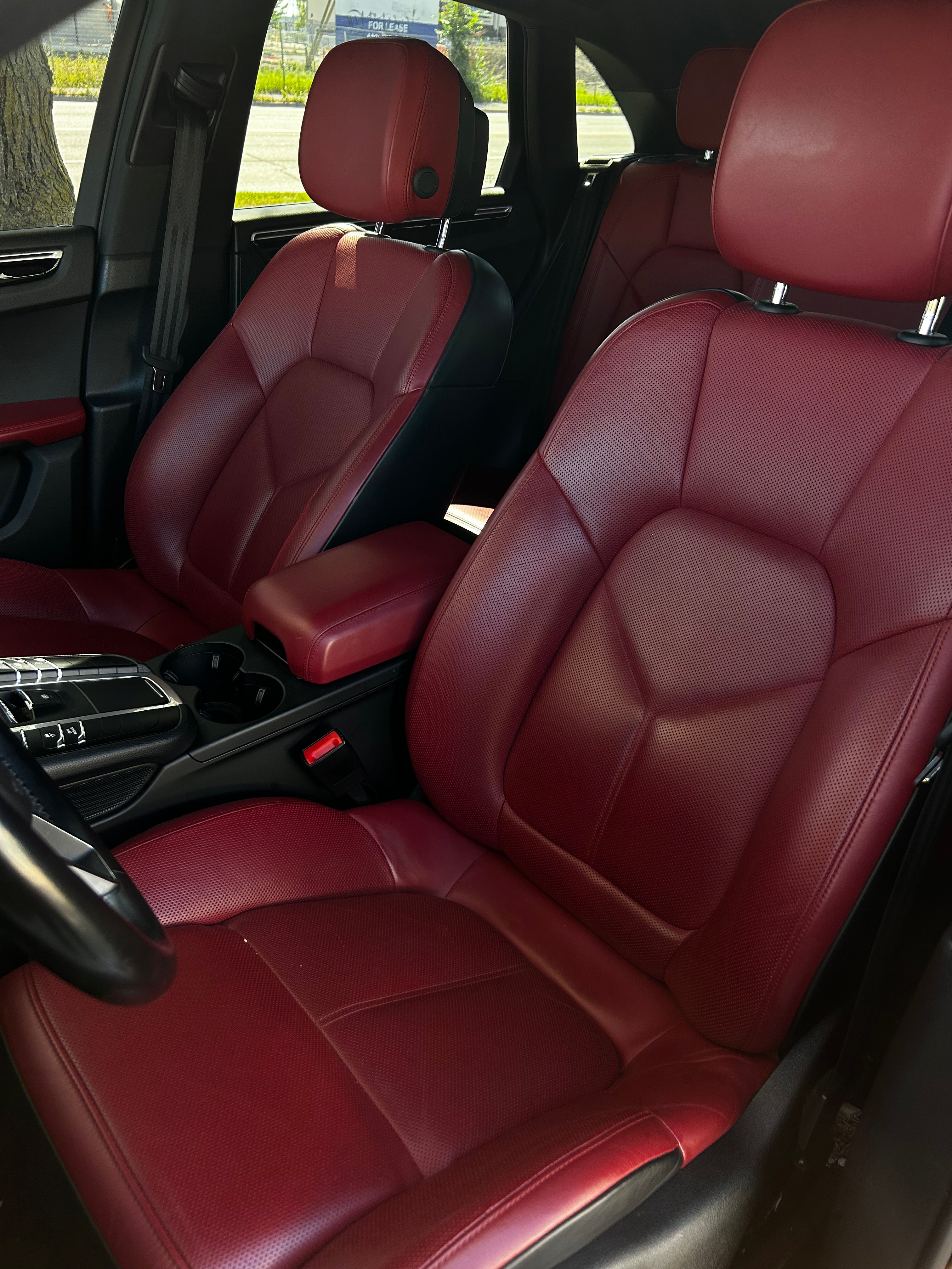 Porsche Macan S