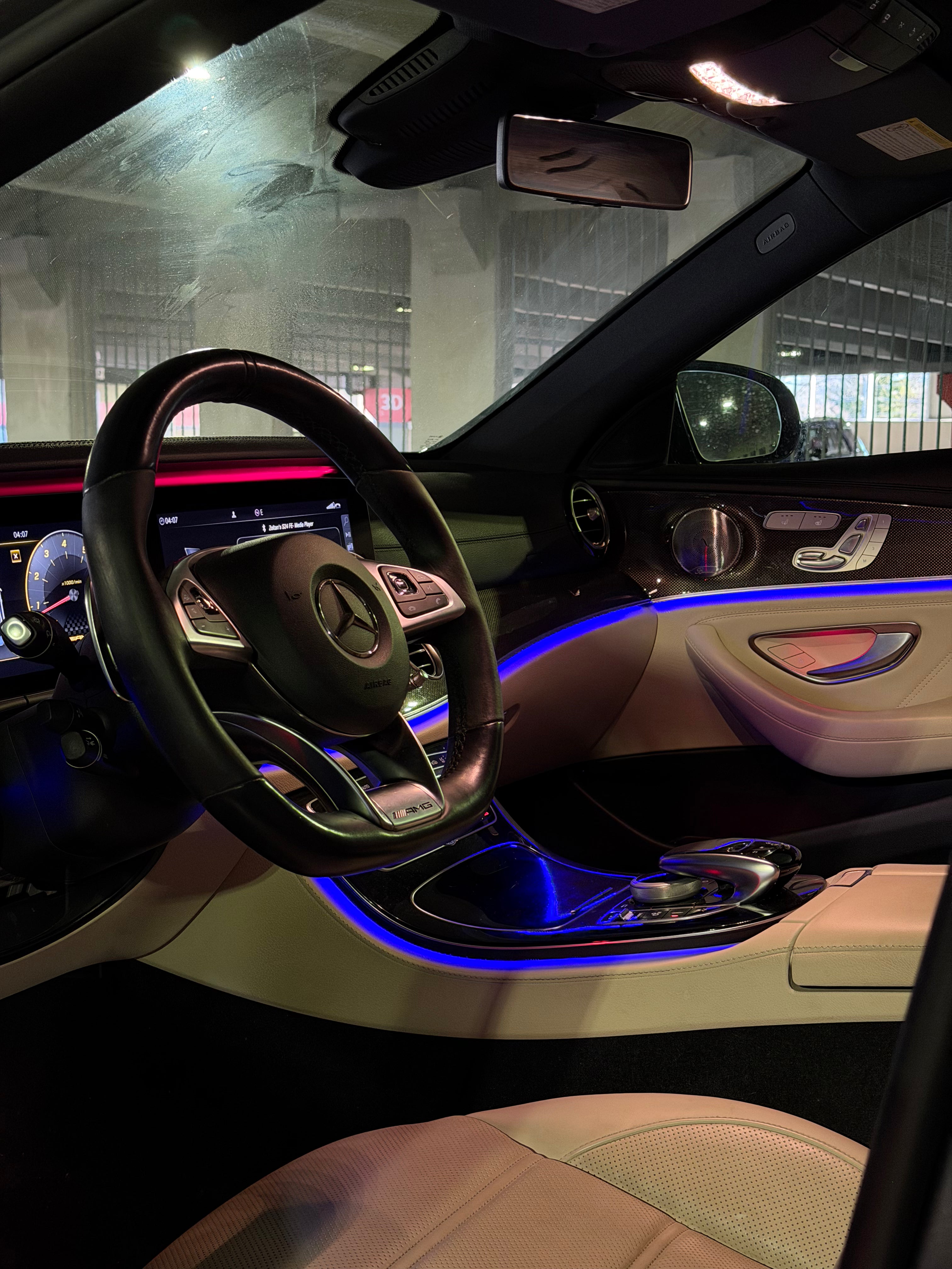 Mercedes E43 AMG